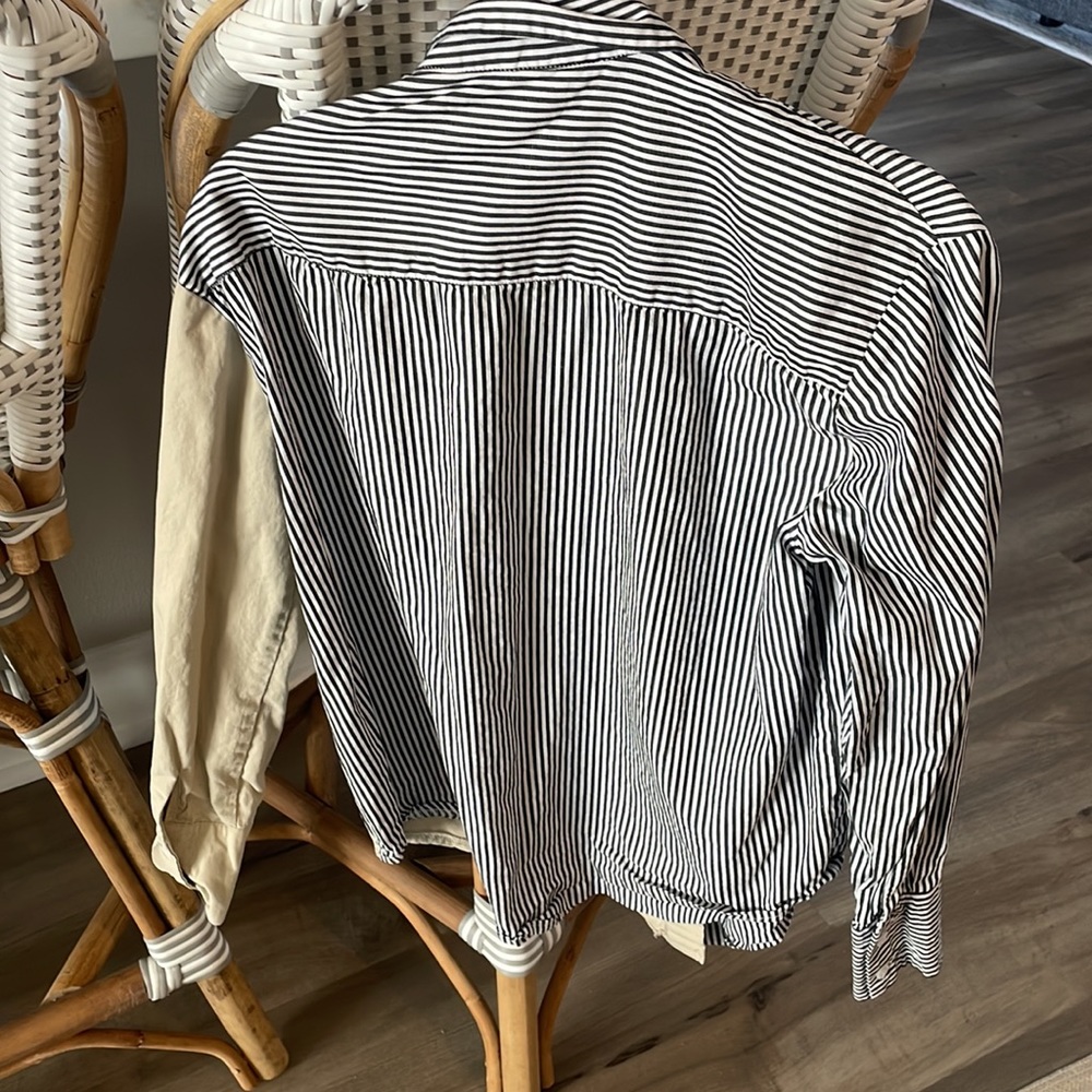 Two Patterned Blouse - image 3